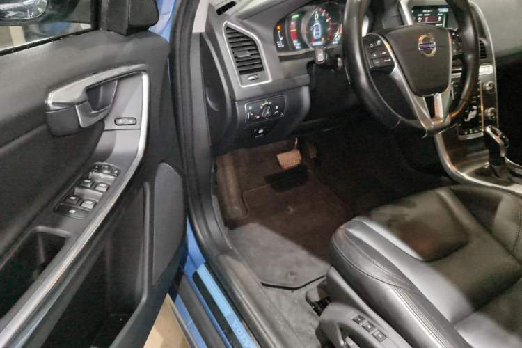 Used Volvo XC60 2015 T5 Zhiya Edition
