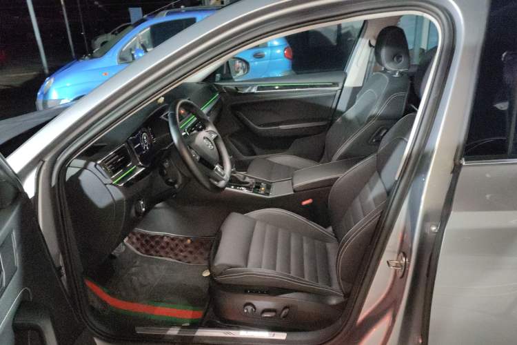 Used Skoda Superb 2023 Restyled TSI330 DSG Luxury Edition
