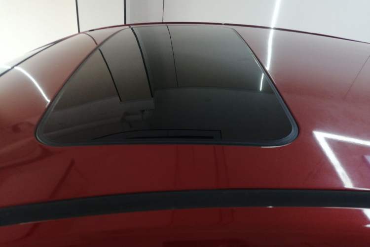 Used Chevrolet Cruze 2013 Hatchback 1.6L Manual Luxury Model
