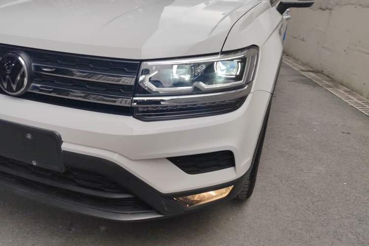 Used Volkswagen Tharu 2022 280TSI Two-Wheel-Drive Luxury Edition