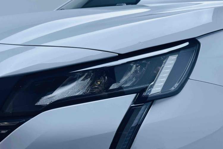 Used Peugeot 408 2024 360THP "Da Da" Model – Latou Edition Left Front Headlight