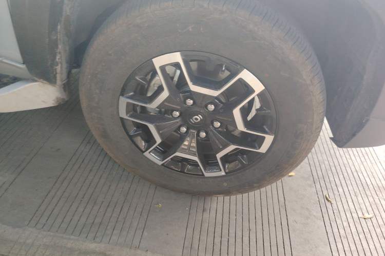 Used CHANGAN NEVO Hunter K50 2025 Model Standard Box Four-Wheel Drive Flagship
