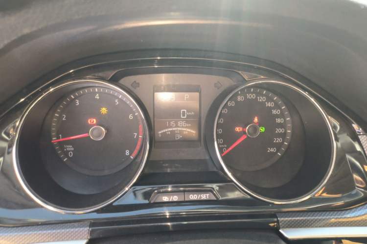 Used Volkswagen C-TREK 2017 1.6L Automatic Luxury Model Instrument Cluster