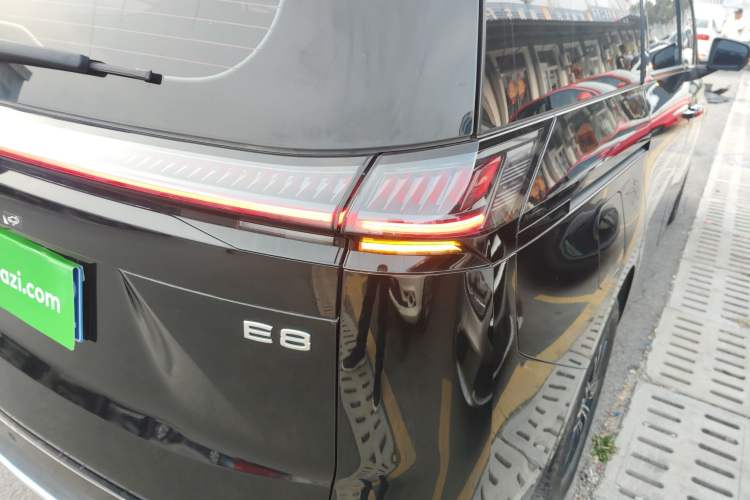 Used GAC Trumpchi E8 2024 Honor Series 2.0L Smart Edition Exterior 3