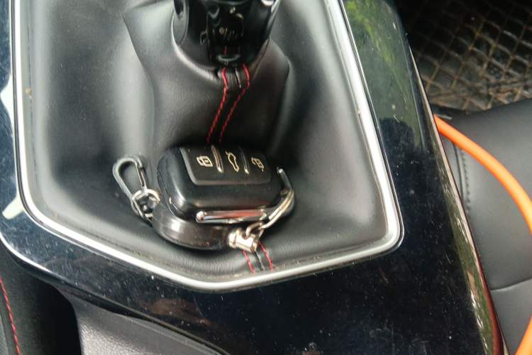 Used MG 5 2022 180 DVVT Manual Youth Luxury Edition
