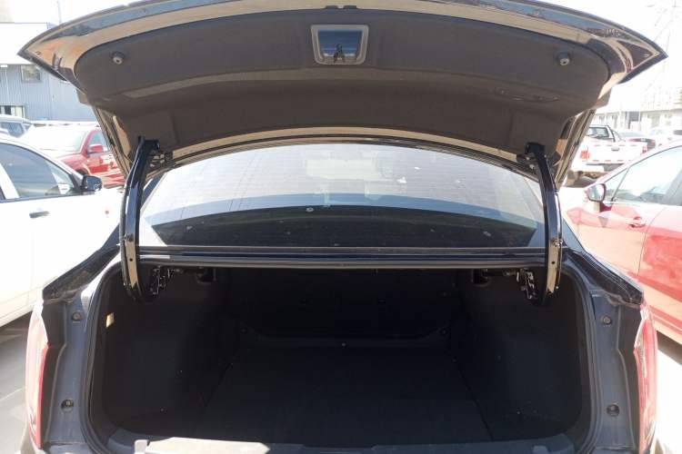 Used Hongqi E-QM5 2023 Revised Version Basic Travel Edition
