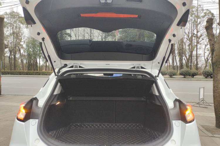 Used Geely Auto Emgrand S 2021 1.4T CVT Prestige Edition