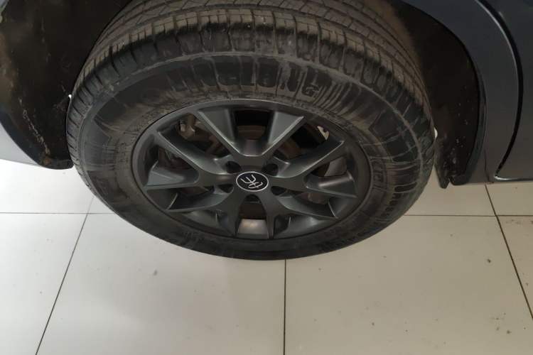 Used BYD Song 2020 Classic Edition 1.5T Automatic Elite Model Exterior 5