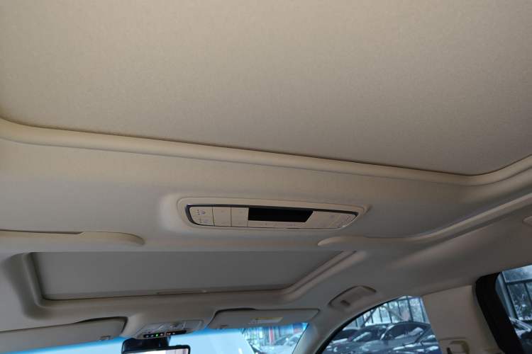 Used Buick GL8 2023 ES Lu Zun Luxury Model