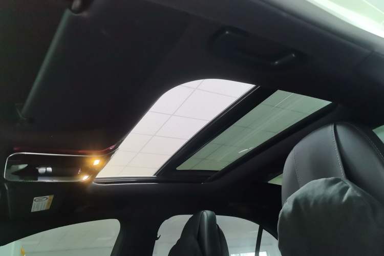 Used Mercedes-Benz C-Class 2025 C 260 L Sport Edition Headliner