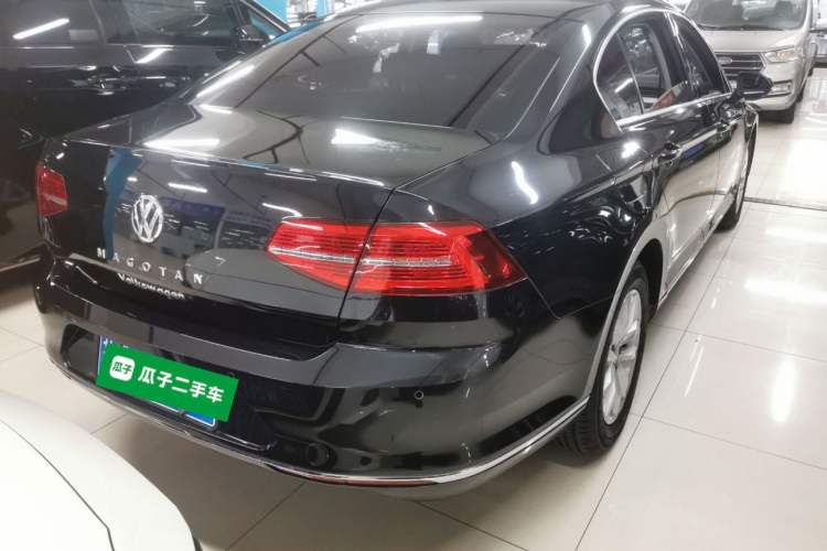 Used Volkswagen Magotan 2018 280TSI DSG Comfort Model
