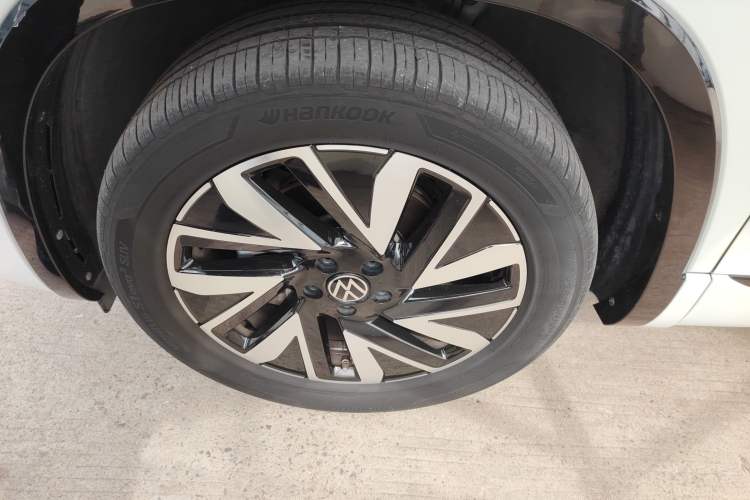 Used Volkswagen Tayron 2023 Revised Version 380TSI All-Wheel Drive R-Line High-Energy Edition Left Front Wheel Hub