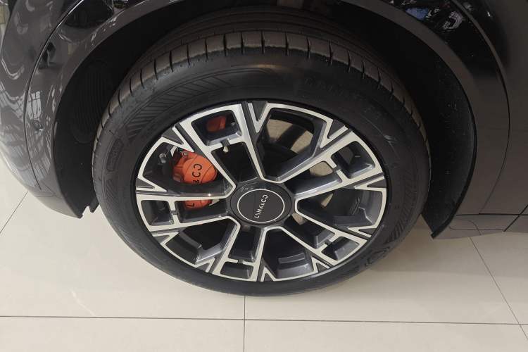 Used Lynk & Co 900 2025 1.5T Ultra Left Front Wheel Hub