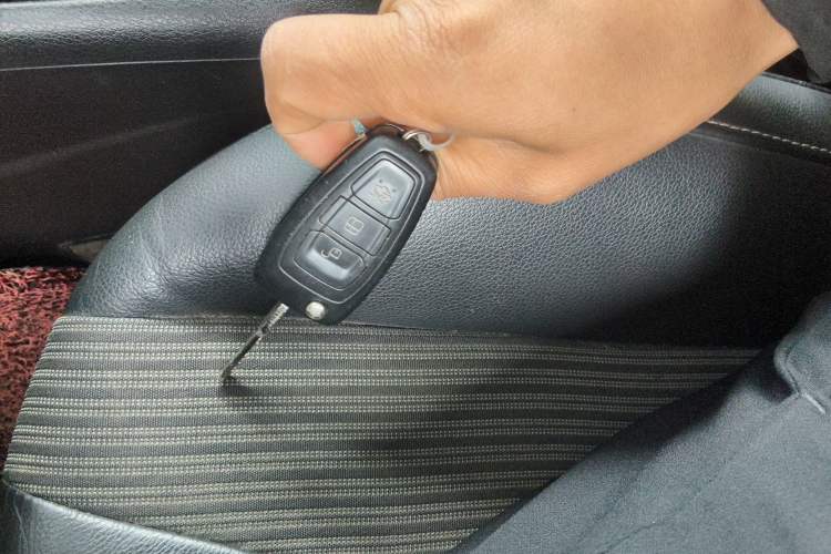 Used Ford Focus 2012 Hatchback 1.6L Automatic Fashion Edition
