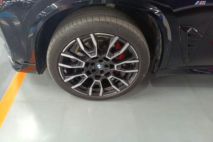 Used BMW X5 2023 xDrive 40Li M Sport Night Edition Package

