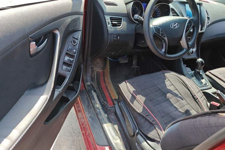 Used Hyundai Elantra (5th Generation / Langdong) 2015 1.6L Automatic Leading Model Driver Seat
