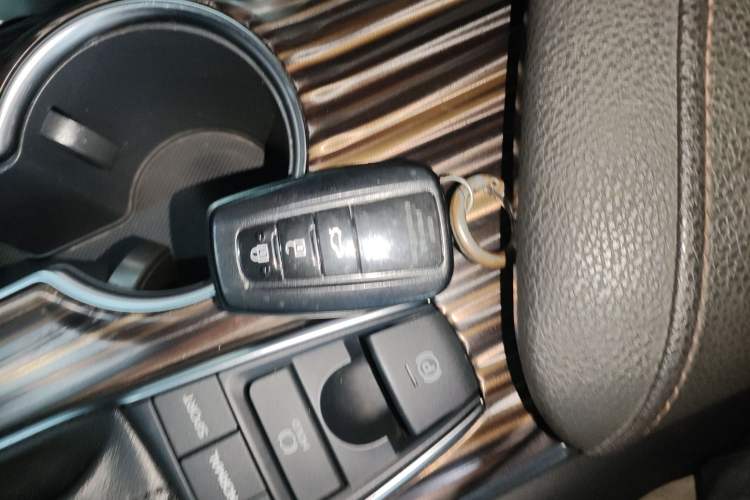 Used Toyota Camry 2019 2.5G Luxury Edition China VI Standard