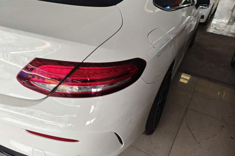 Used Mercedes-Benz C-Class 2020 C 260 Coupe Exterior 1