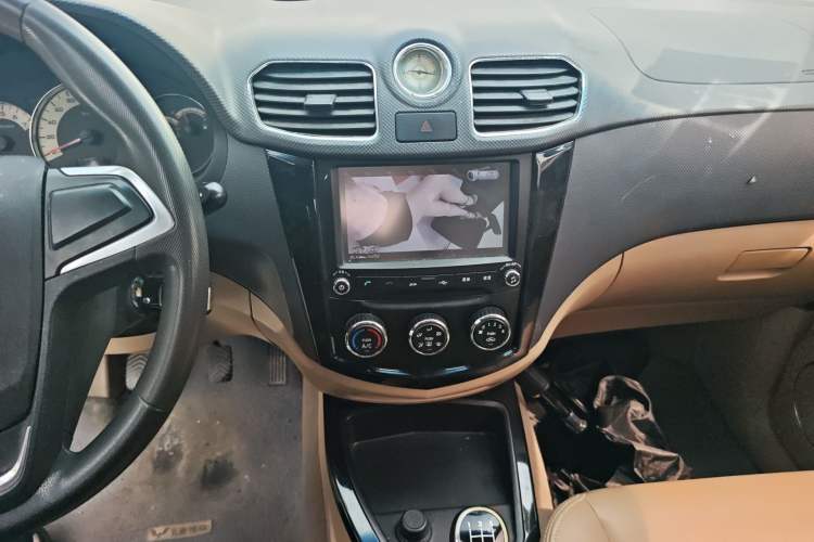 Used Wuling Hongguang 2014 1.5L S Luxury Model