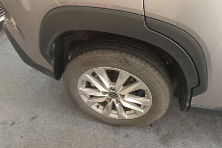 Used Toyota Corolla Cross 2024 2.0L Pioneer Edition Right Rear Wheel Hub