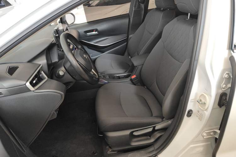 Used Toyota Corolla 2021 Dual-Motor 1.8L E-CVT Elite Edition