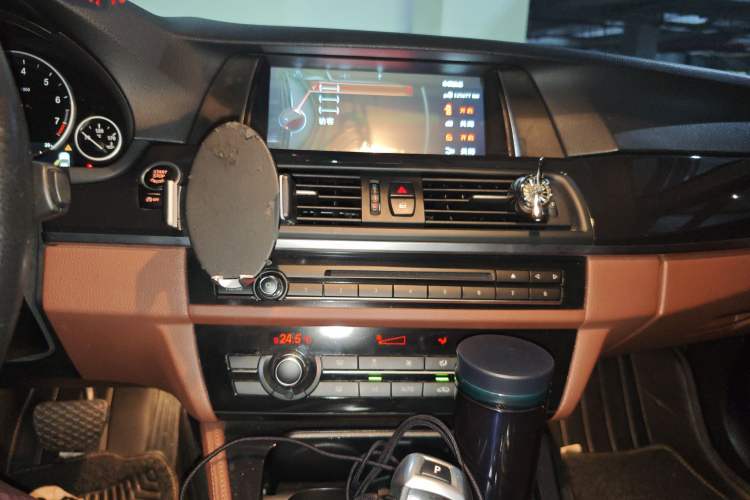 Used BMW 5 Series 2017 520Li Elegant Edition
