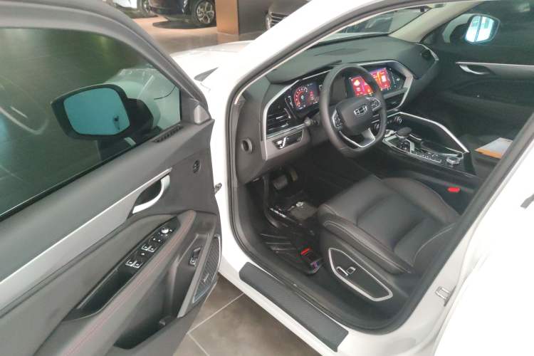 Used Geely Auto Monjaro S 2021 2.0TD DCT Two-Wheel Drive Lightning Edition
