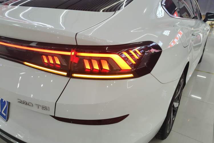 Used Volkswagen Lamando 2024 Lavida L 280TSI DSG Cool & Spicy Edition