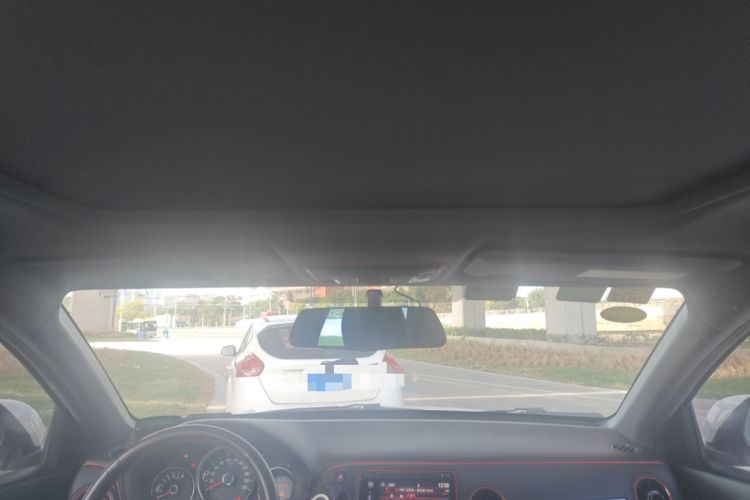 Used Honda XR-V 2015 1.8L VTi CVT Luxury Edition
