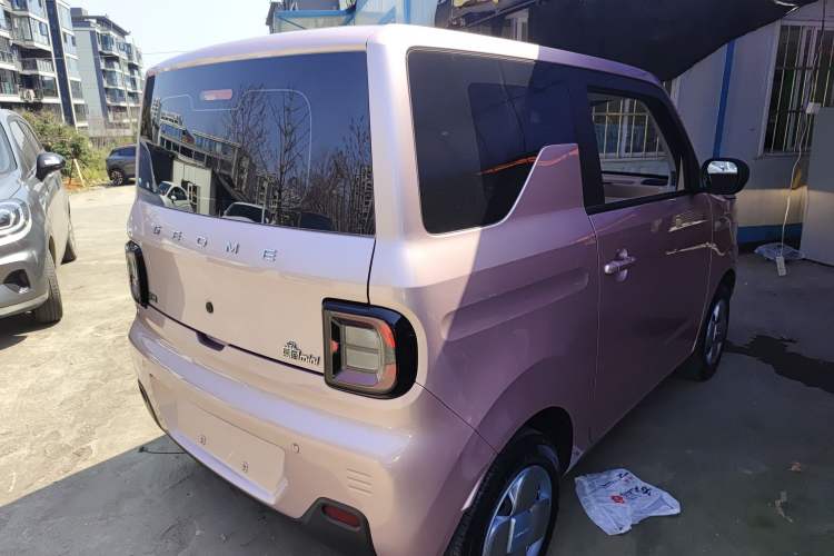 Used Geely Galaxy Panda 2023 Panda Mini 200km Endurance Bear
