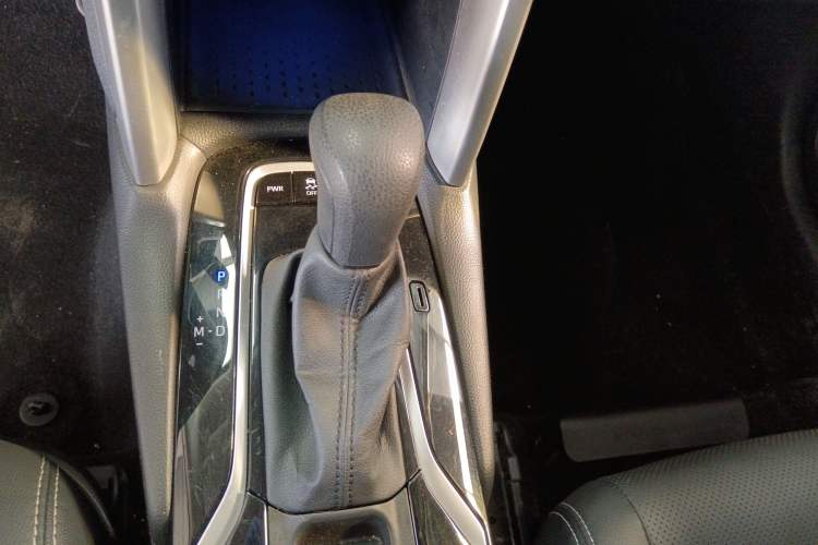 Used Toyota FRONTLANDER 2024 2.0L CVT Luxury Edition