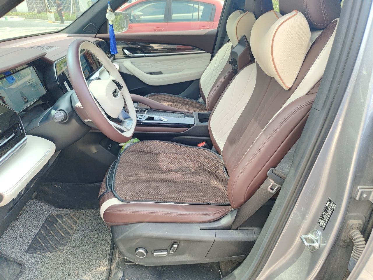 Geely Auto Monjaro L 2021 2.0TD DCT EVO Two-Wheel Drive Prestige Version — снимка 14