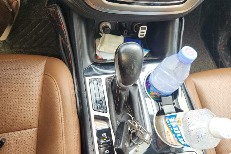 Used CHANGAN CS95 2017 2.0T Two-Wheel Drive Zhitu Edition
