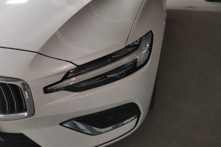 Used Volvo S60 2021 T4 Zhiyi Luxury Edition Left Front Headlight