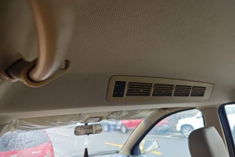 Used Wuling Hongguang 2014 1.5L S Luxury Model Headliner