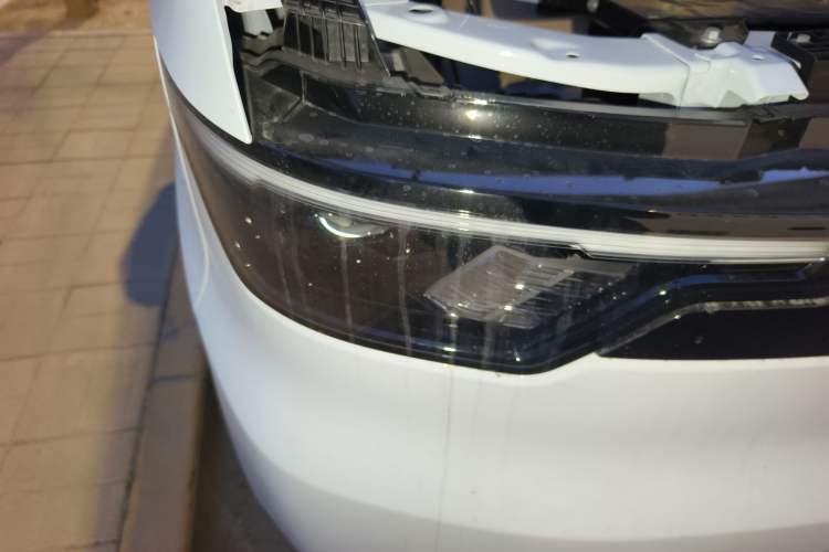 Used JMC E Fushun 2025 Model, Open Window Version, 77 kWh, Mid-axle, Mid-roof
