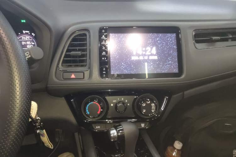 Used Honda Vezel 2020 1.5L CVT Pioneer Edition
