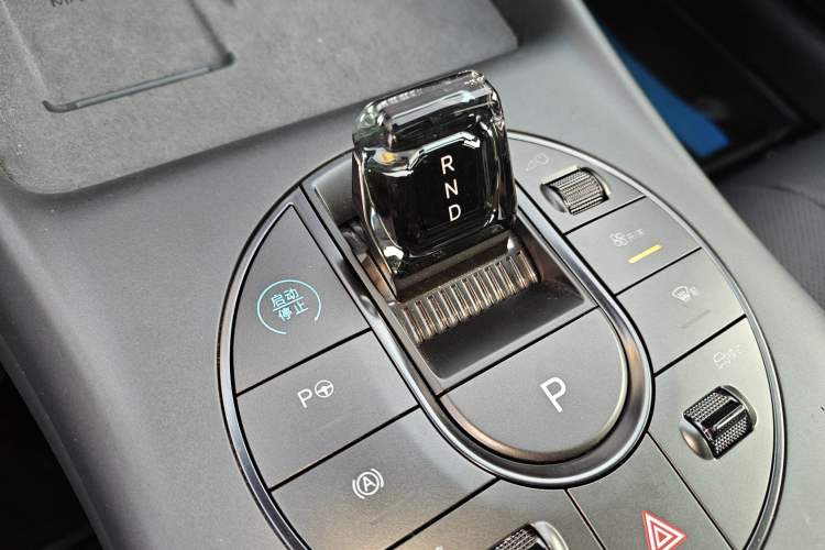 Used BYD Seal 2025 650 Zhihang Edition Gear Lever