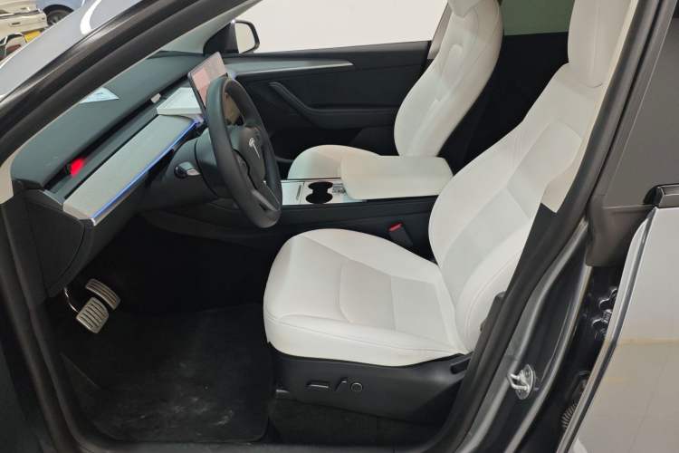 Used Tesla Model Y 2024 Performance High-Performance Edition Left Front Seat