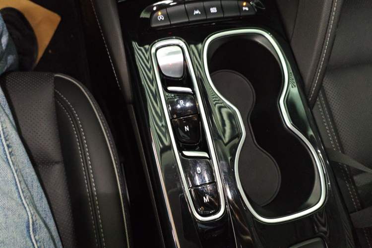 Used Buick Envision 2023 Encore S 552T Two-Wheel Drive Luxury Model