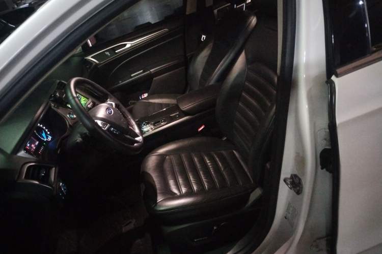 Used Ford Mondeo 2017 EcoBoost 180 Stylish Model Left Front Seat