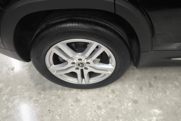 Used Mercedes-Benz GLB 2022 GLB 220 Dynamic Edition Right Rear Wheel Hub