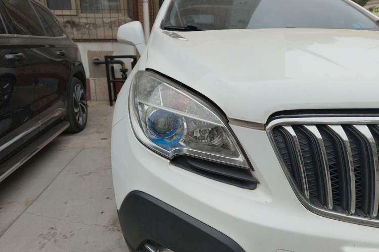 Used Buick Encore 2013 1.4T Automatic Two-Wheel Drive Leading Model Right Front Headlight