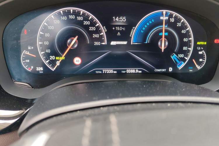 Used BMW 5 Series New Energy 2019 Updated 530Le Pioneer Edition Odometer Close Up