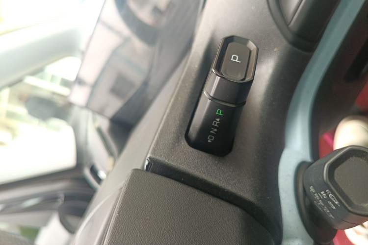 Used Baojun E300 2020 Plus Starry Intelligence Edition Gear Lever