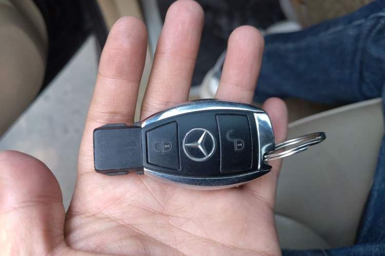 Used Mercedes-Benz R-Class 
