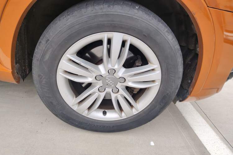 Used Audi Q3 2015 35 TFSI Comfort Model
