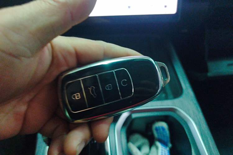 Used Chery Explore 06 2024 Urban Edition 1.6T Two-Wheel Drive Luxury Vehicle Key