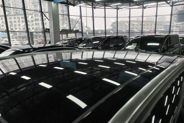 Used Lincoln Corsair 2023 2.0T Two-Wheel-Drive Luxury Edition Roof