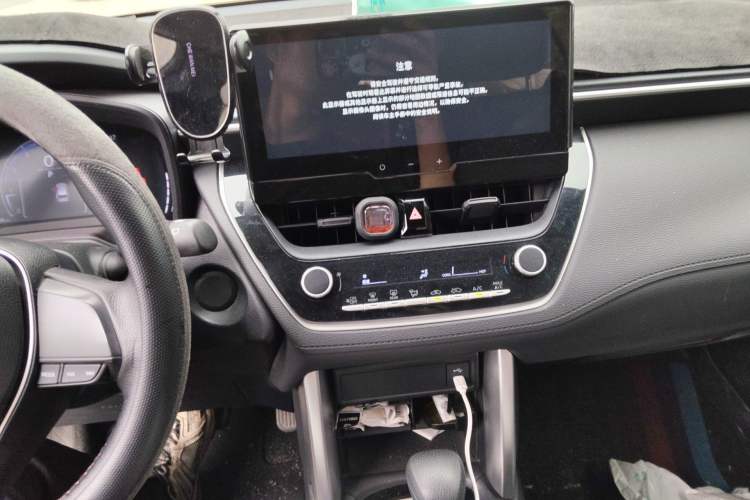 Used Toyota FRONTLANDER 2023 2.0L CVT Elite Edition Audio And AC Panel